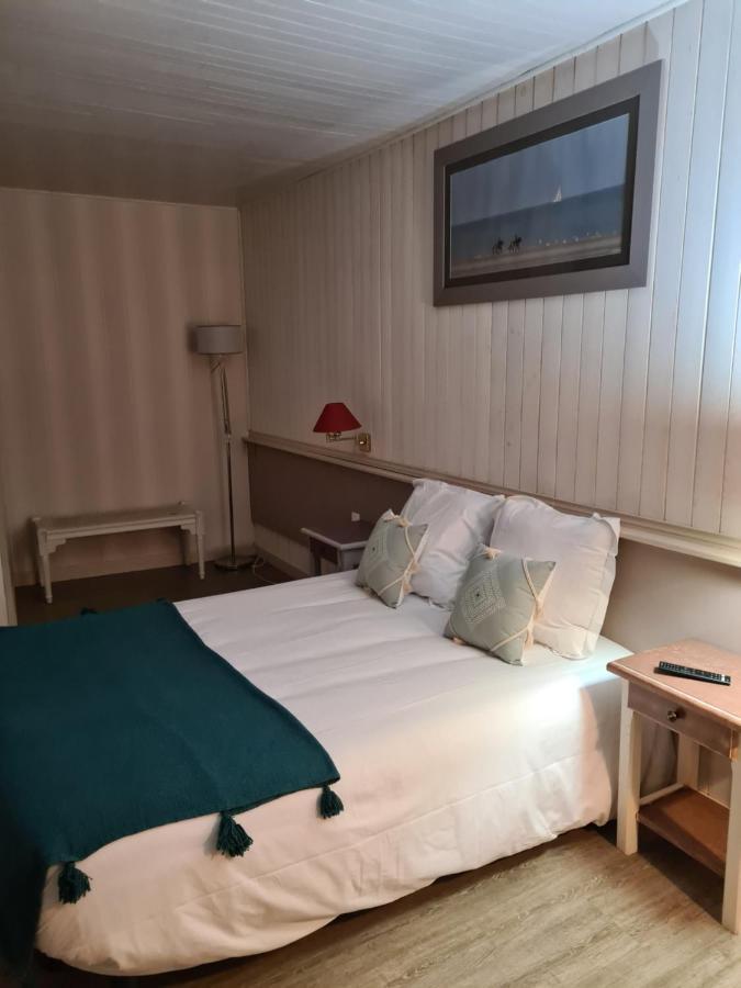 Le Royal Hotel Saint-Pol-sur-Ternoise Εξωτερικό φωτογραφία