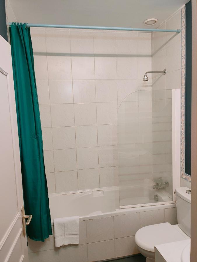Le Royal Hotel Saint-Pol-sur-Ternoise Εξωτερικό φωτογραφία